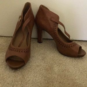 Clarks high heels